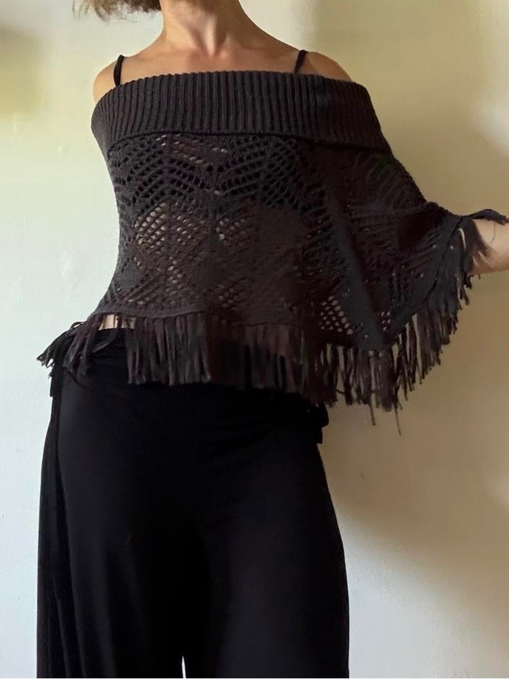 Bohemian off-shoulders fringed poncho top — Camaïeu